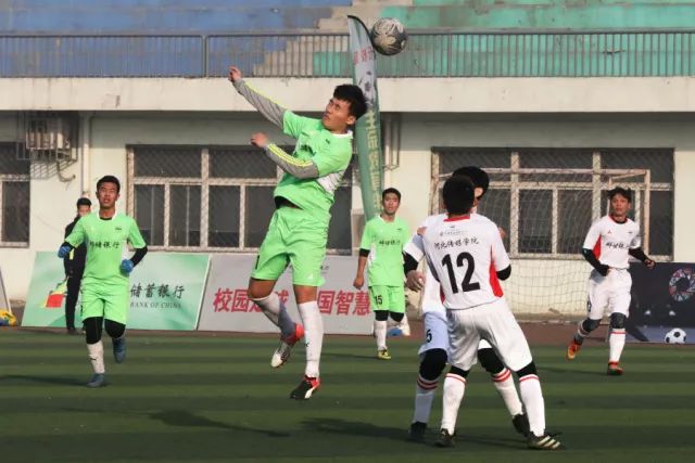 阿贾克斯对扎尼奥洛表示兴趣，乌迪内斯希望继续留住他